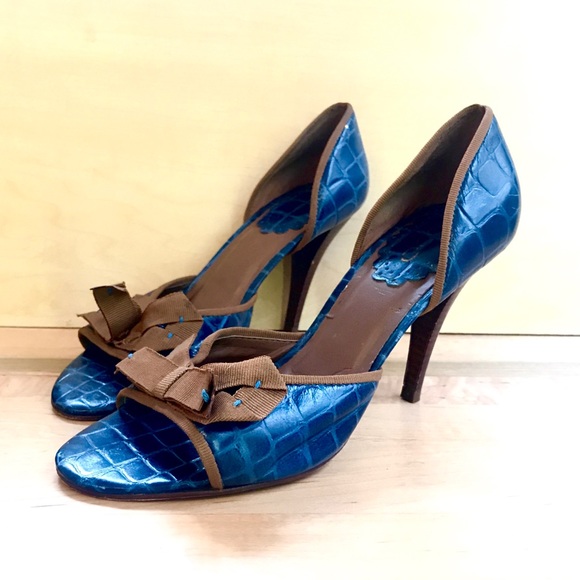 Cute Sandals - Picture 1 of 3